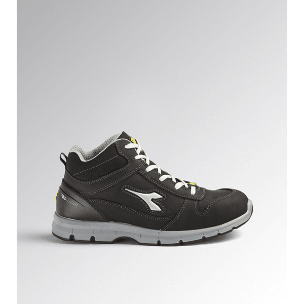 Chaussures de sécurité montantes RUN MID S3 SRC ESD Diadora vue de côté droit noir